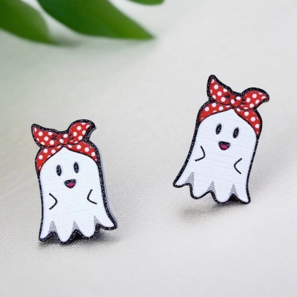 Spooktacular Retro Ghost Stud Earrings 👻 NWT Halloween Accessories